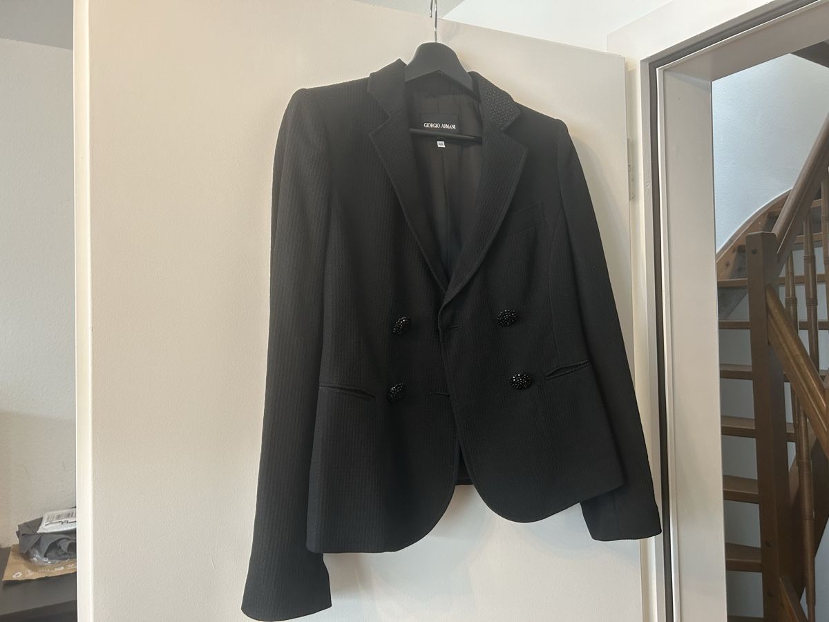 Armani Jacken: Giorgio Armani Blazer gr36/38 – Gebraucht aus Allschwil von selake990673 4
