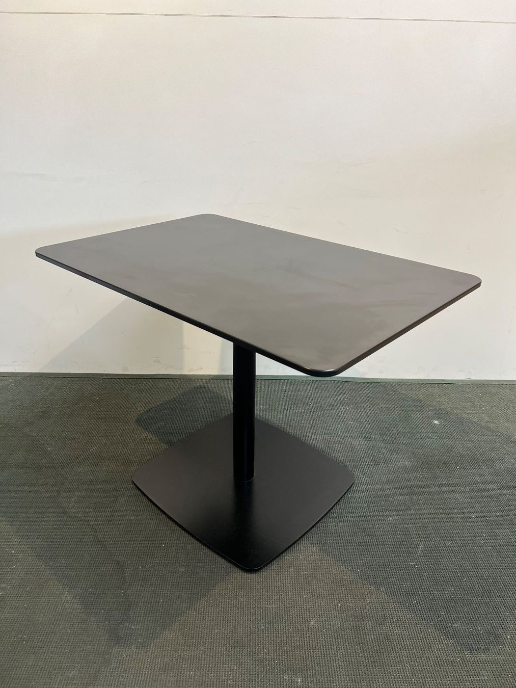 Steelcase Tavoli: STEELCASE Montara650 Tische – Usato da Wangen an der Aare venduto da TBYN 1