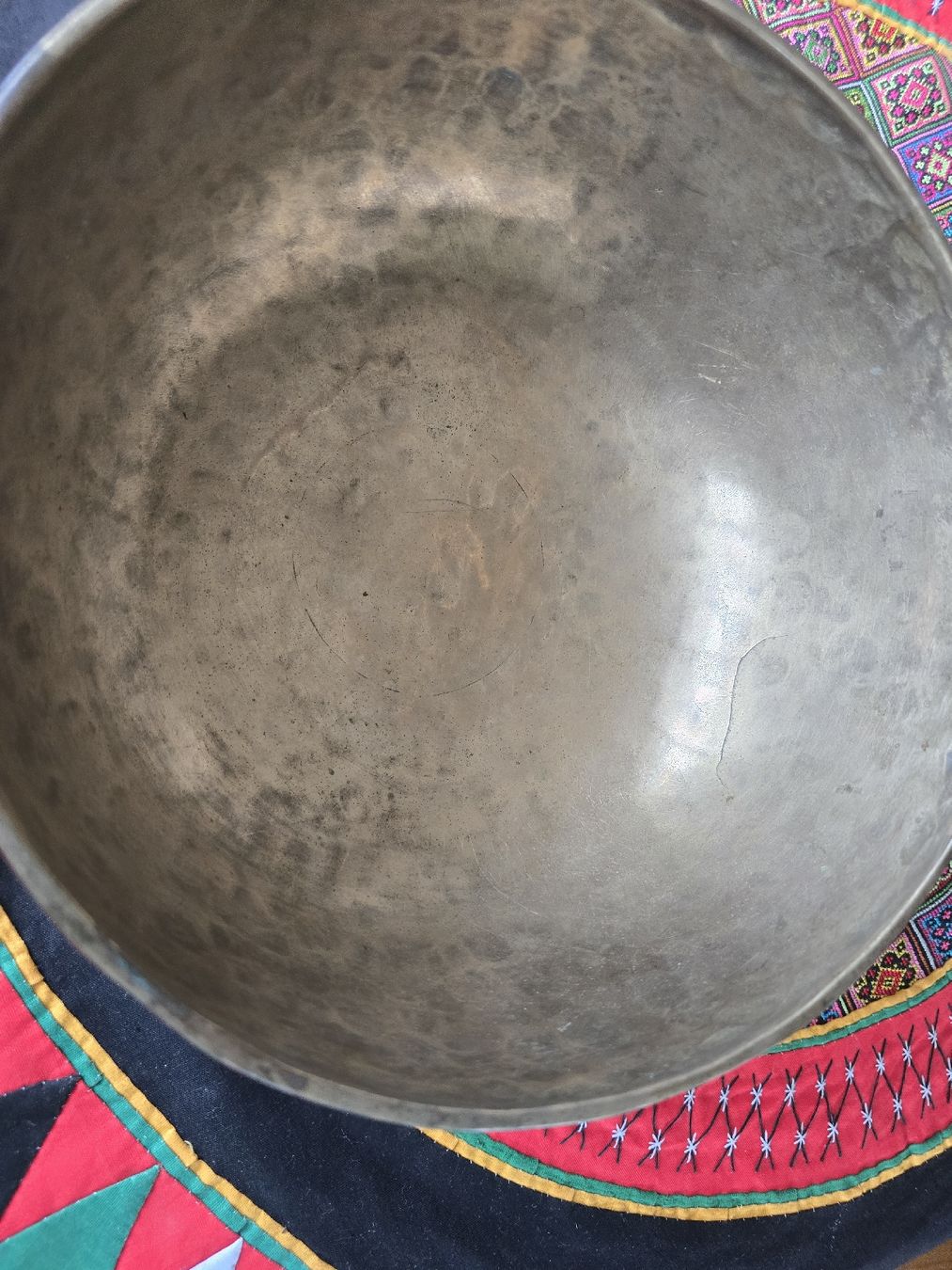 Instruments de musique: grosse alte Klangschale 25,5 cm , 17760 g – D'occasion à Hedingen par mickway 1