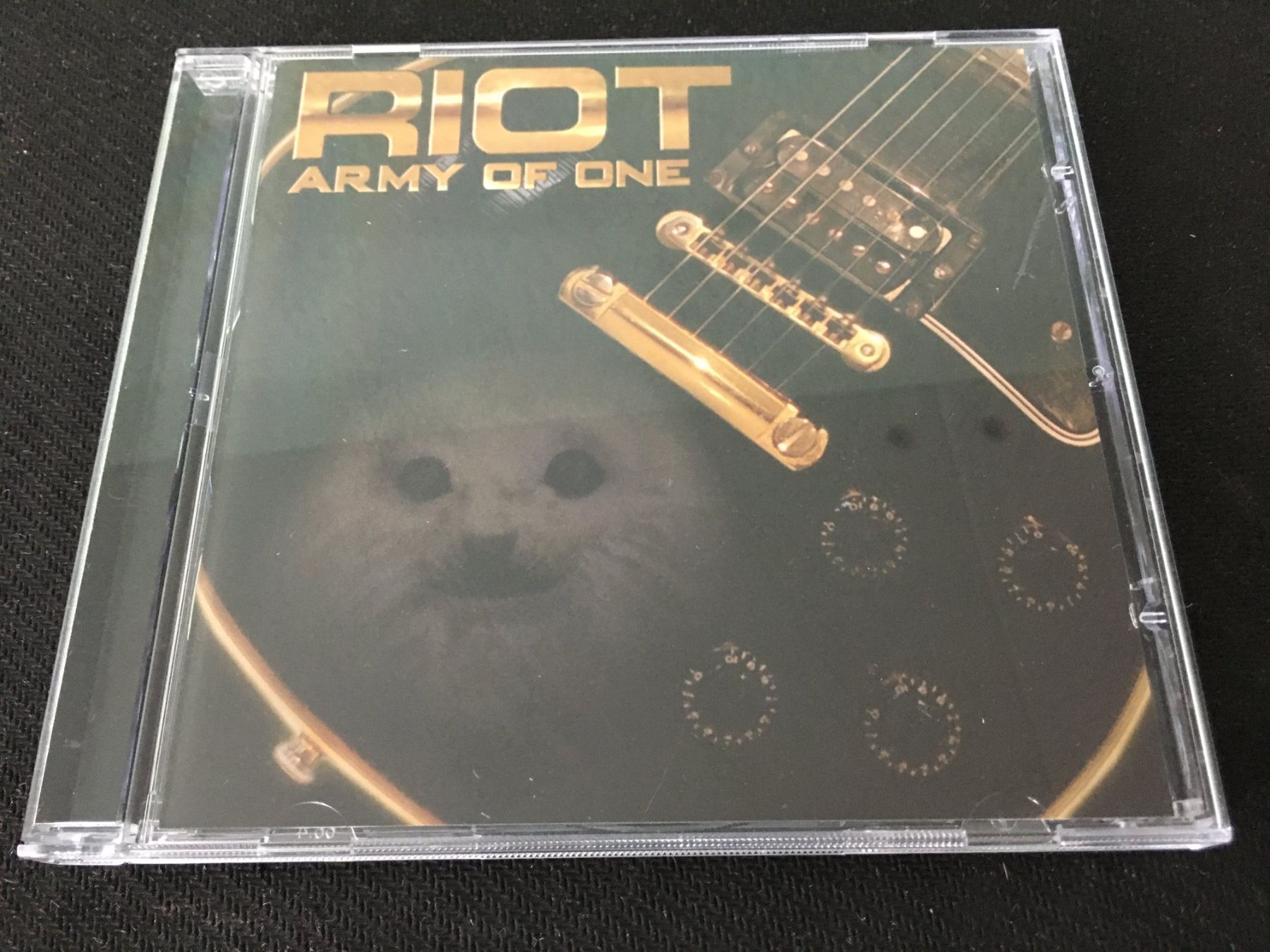 CD: Riot - Army of one -CD- – Usato da St.Gallen venduto da MedienJoe
