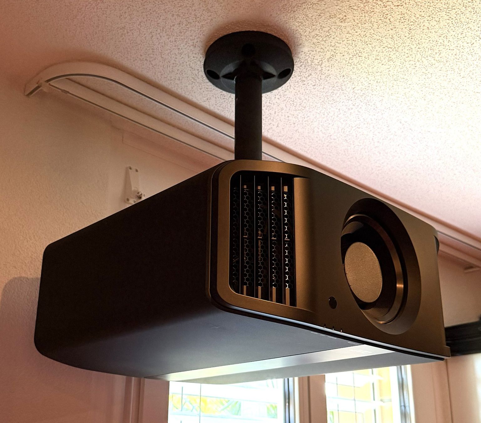 JVC Vidéoprojecteurs: 4k Projektor, JVC NP5 – D'occasion à Burgdorf par maliku 4