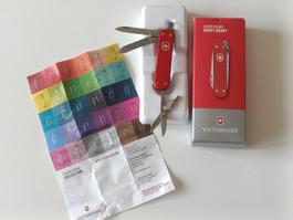 Couteau suisse Victorinox classic neuf+ boîte d'origine 🇨🇭