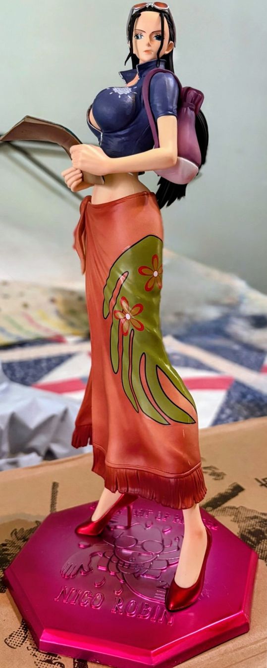 Statuette: One Piece Nico Robin Figur 28cm – Nuovo (secondo la descrizione) da Glattbrugg venduto da har_jgc7 1