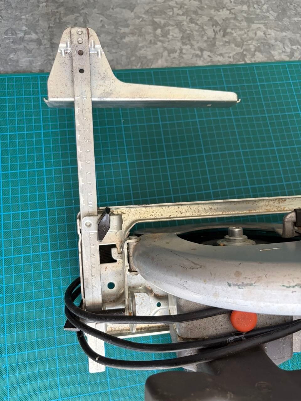 Seghe: Handkreissäge elektrisch – Usato da Zürich venduto da Bluesailing 4