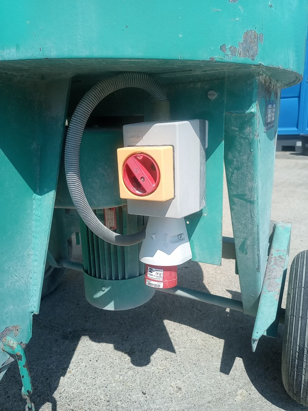 Tutte le macchine: Zwangsmischer / Betonmischer Huggler – Usato da Busswil b.Melchnau venduto da Morgen77 6