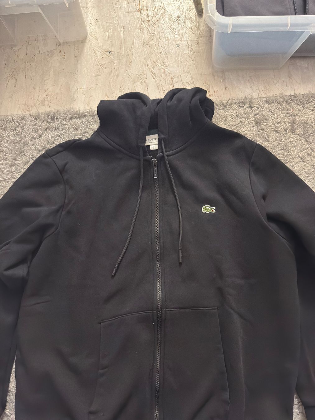 Lacoste Maglioni & Felpe: Lacoste Zipper ungetragen – Usato da Römerswil LU venduto da oli_9hd5 2
