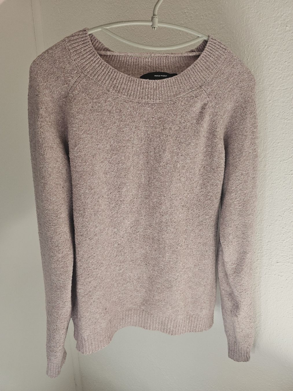Maglioni & Felpe: Pull Vero Moda rose, taille S – Usato da Sornetan venduto da T.a333