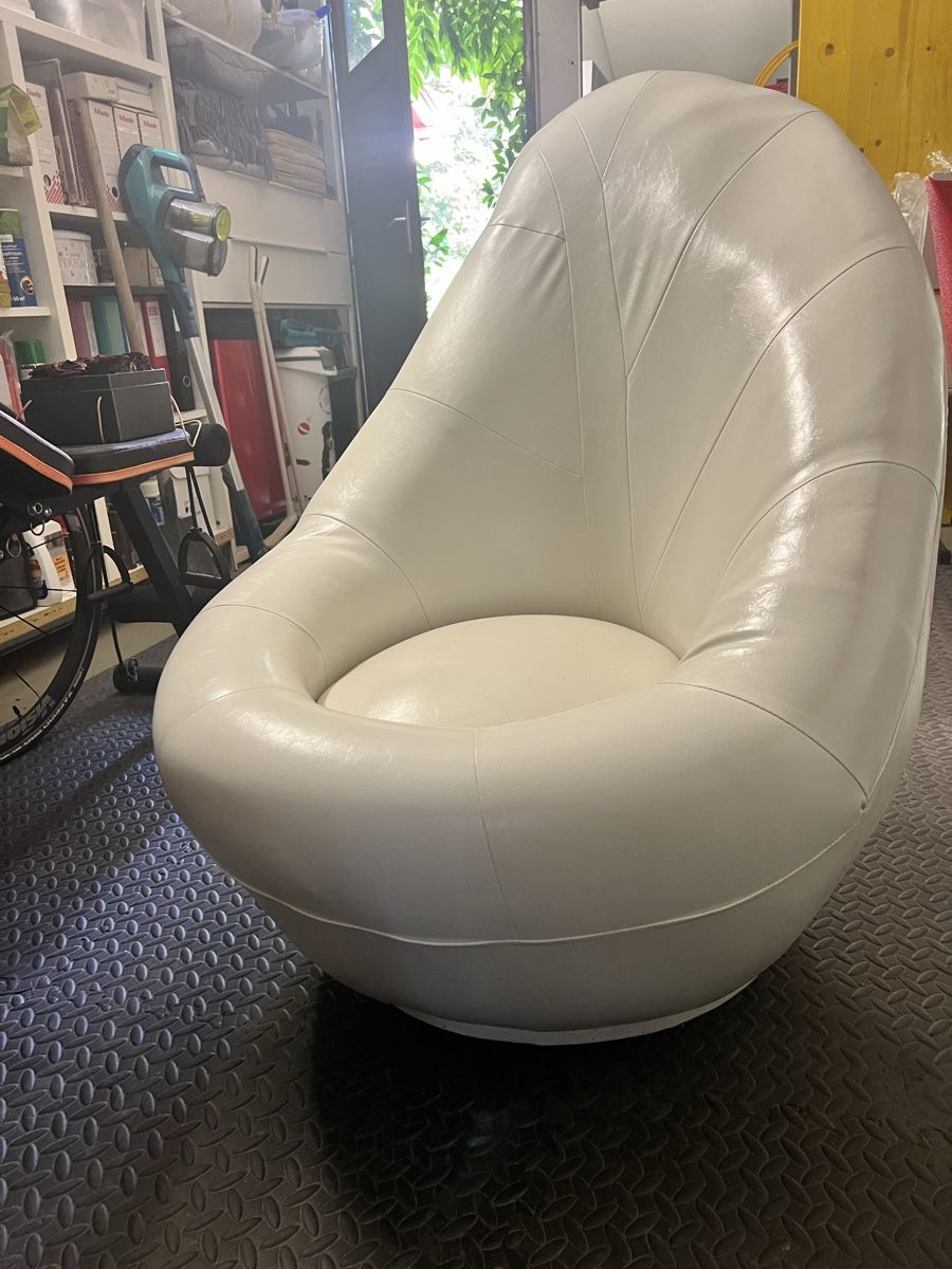 Poltrone: Fauteuil tournant – Nuovo (secondo la descrizione) da Crans VD venduto da sle_7hng