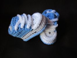 Babyschuhe Hand gehäkelt (0-6 Monaten)
