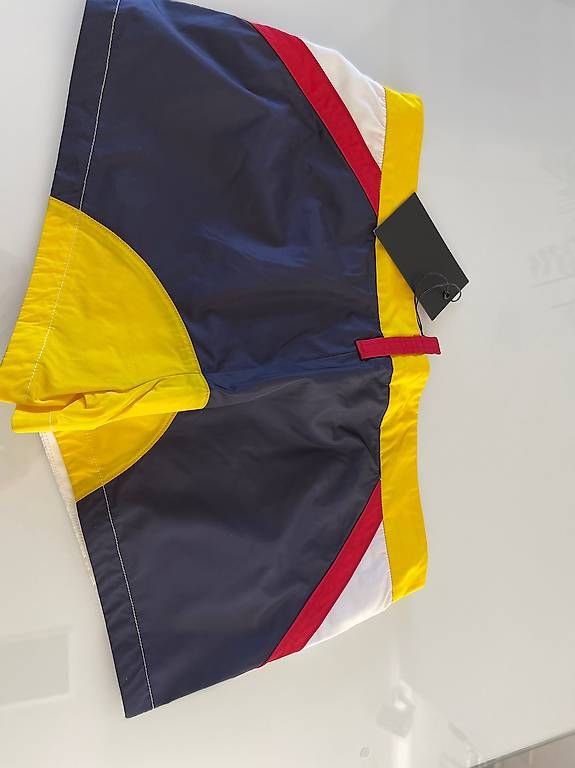 Dsquared2 Costumi da bagno: Dsquared2 Badeshorts NP.298.- CHF – Nuovo (secondo la descrizione) da Pratteln venduto da Rbubi 3