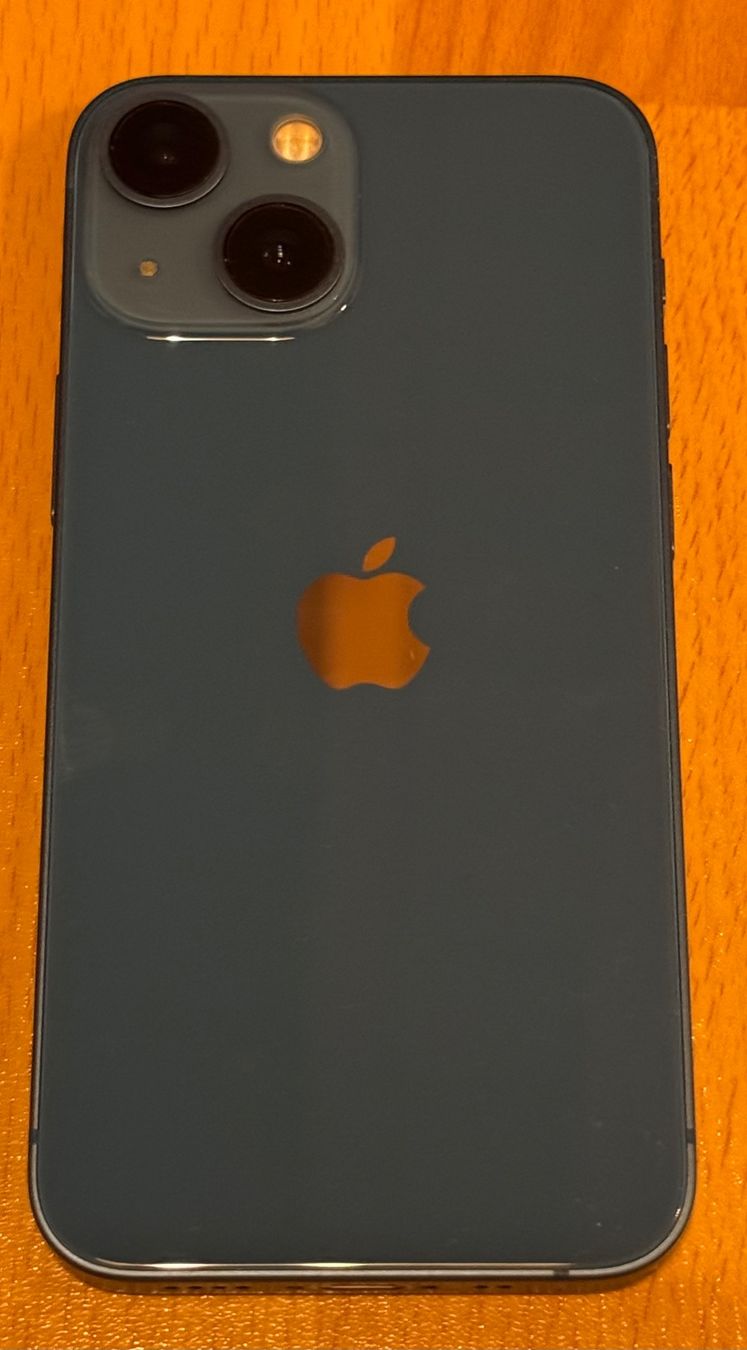 Apple Telefoni cellulari / Smartphones: iPhone 13 Mini mit 128 GB + 2 Ladekabel – Usato da Stetten AG venduto da Rvipersnake 1