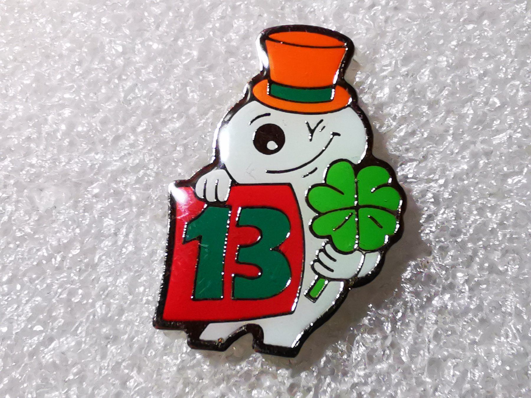 Placchette & Badge: Ansteckpin 33: Maga Bio – Usato da Oppligen venduto da Pin-Fall-Shop