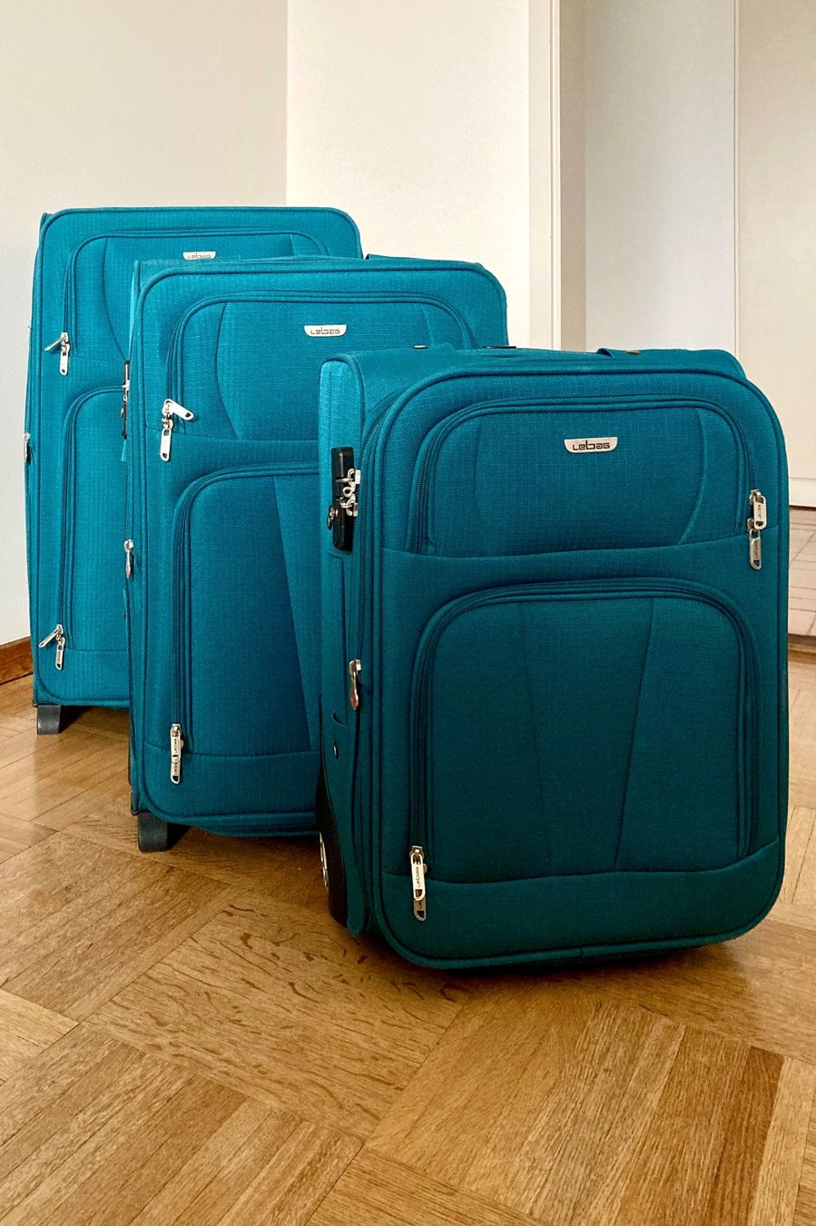 Reisekoffer: Reisekoffer-Set – Gebraucht aus Zug von HLECH 1