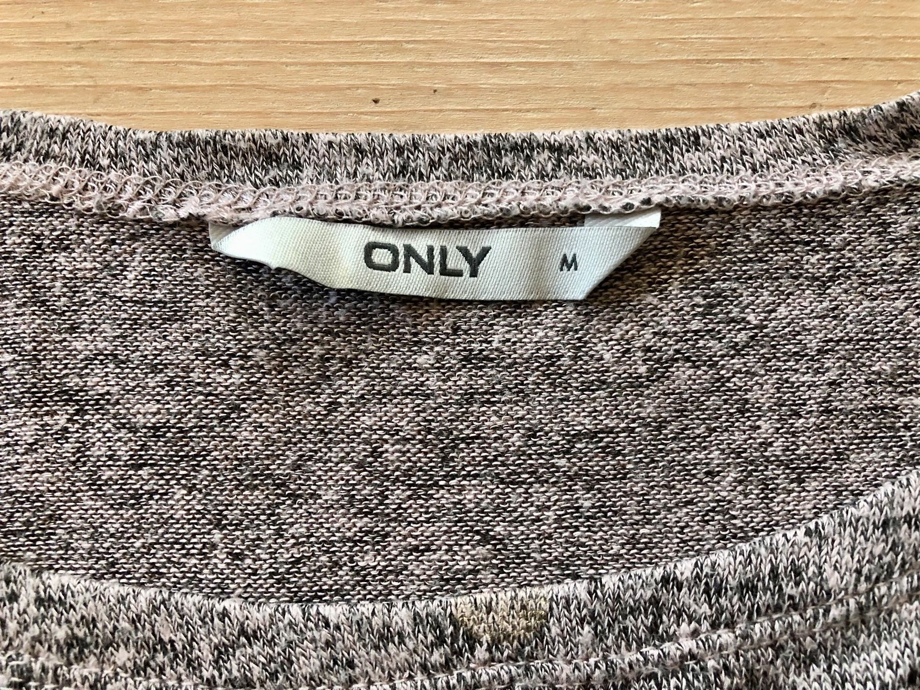 Only T-Shirts: Shirt von ONLY Gr. M mit 3/4 Ärmeln – Gebraucht aus Schwerzenbach von frauminze 2
