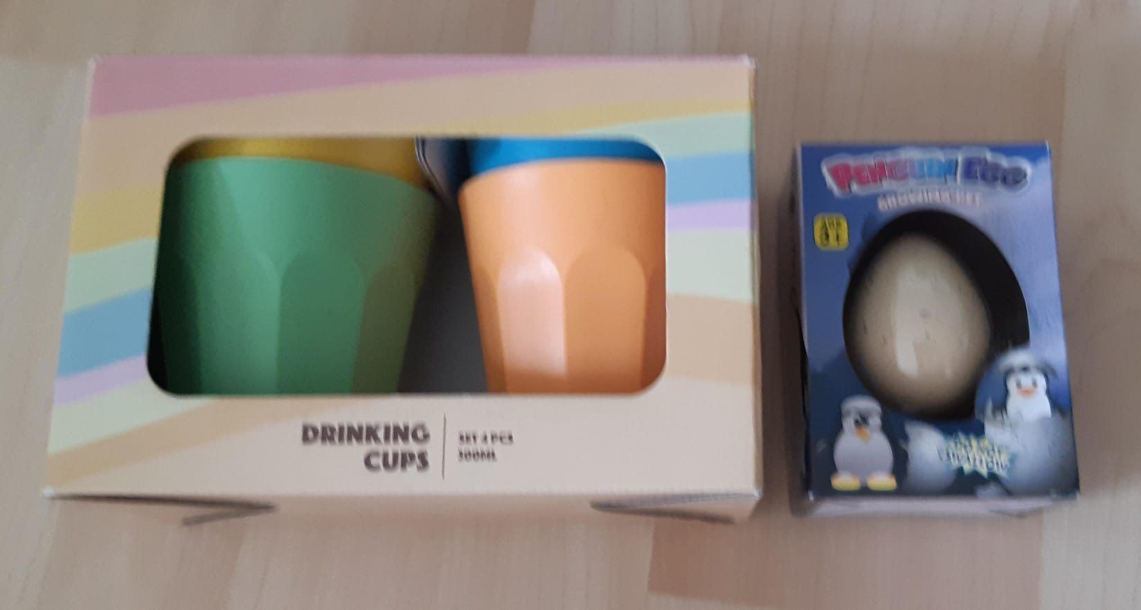 Contenitori & Simili: 4x Becher-set + Penguin Egg, NEUE UNGEBRAUCHT. – Nuovo e nell'imballaggio originale da sachseln venduto da soficool
