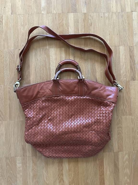Borse da donna: Ledertasche – Usato da Zürich venduto da PetraBallon