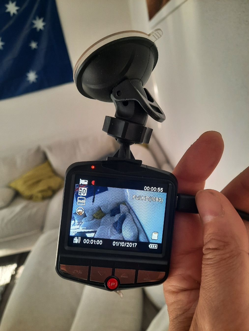 Action Cam: Auto Dashcam Full HD mit Saugfuss – Usato da Boll venduto da Einrad0