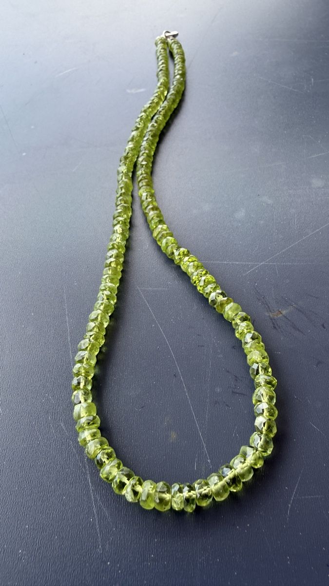 Catenine: Wunderschöne Peridot-Halskette, 47 cm – Nuovo e nell'imballaggio originale da Ebikon venduto da Leonidas2 4