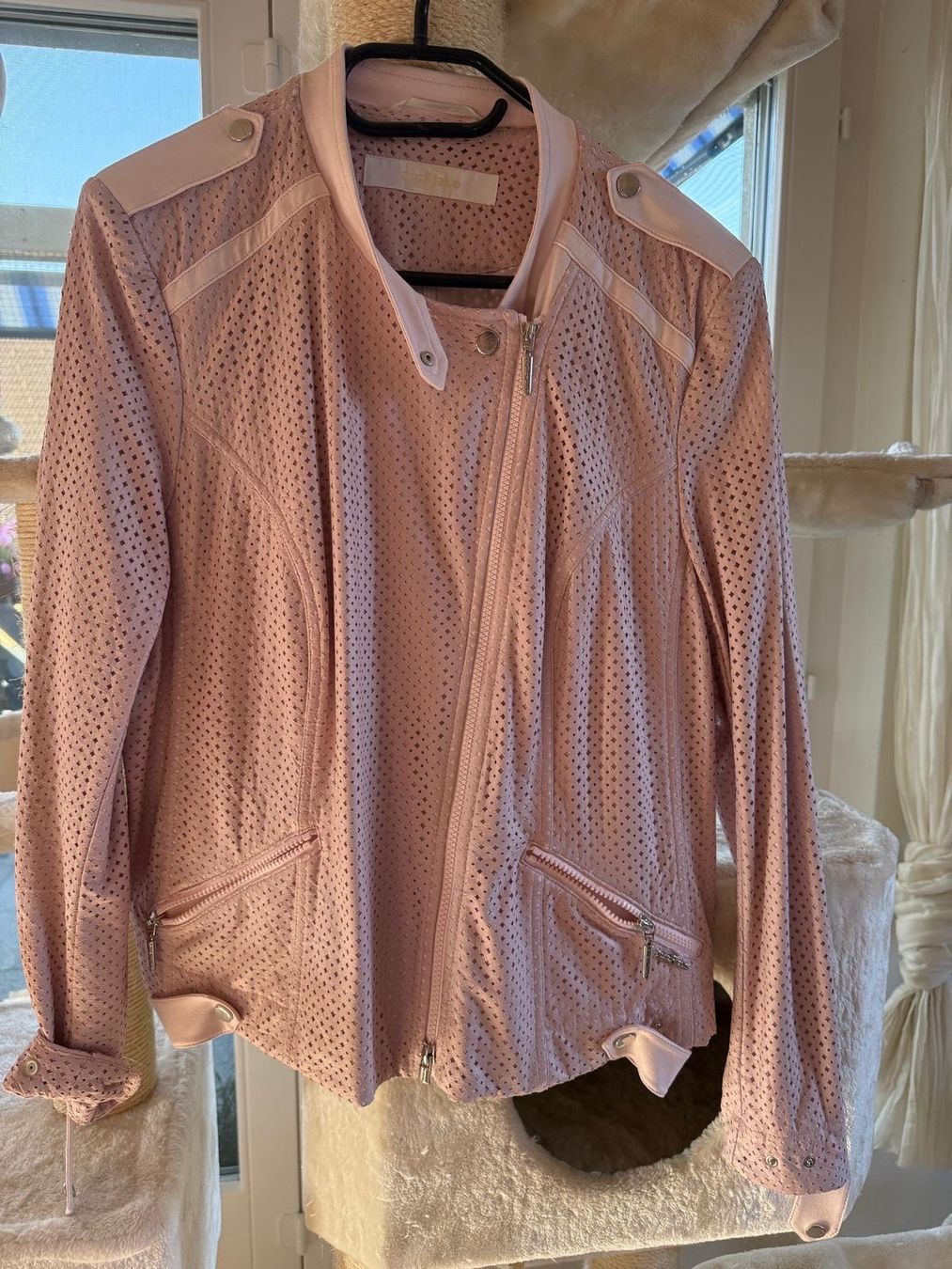 Jacken: Damen Lederjacke AIRFIELD pink – Neu (gemäss Beschreibung) aus Möriken AG von Tobi381