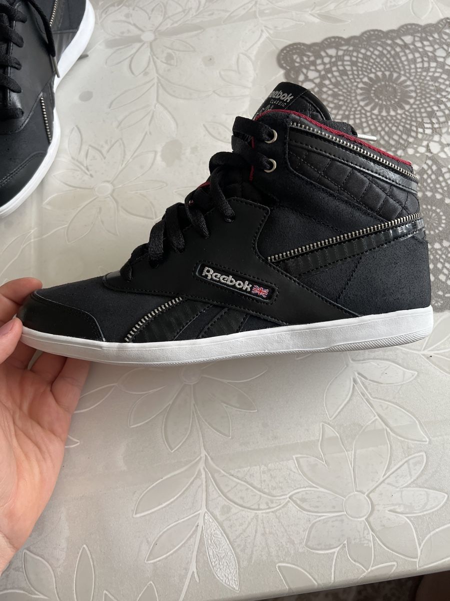 Reebok Scarpe da uomo: Reebok Classic NEU! Grösse 41 – Nuovo e nell'imballaggio originale da Kriens venduto da Delikanli1