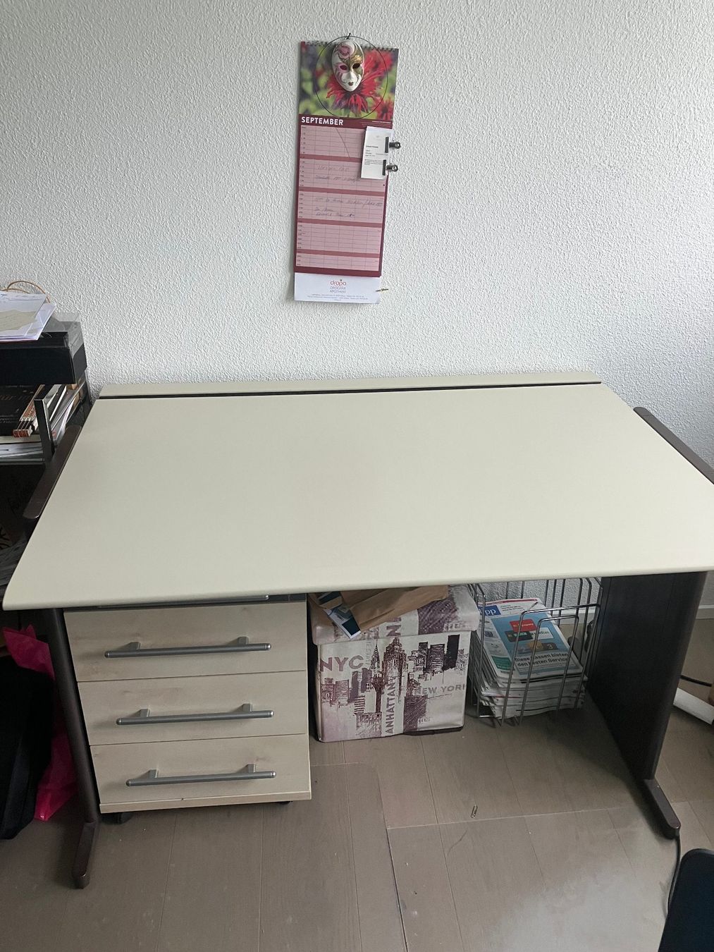 Lista Schreibtische: Schreibtisch – Gebraucht aus Inwil von shylli 1