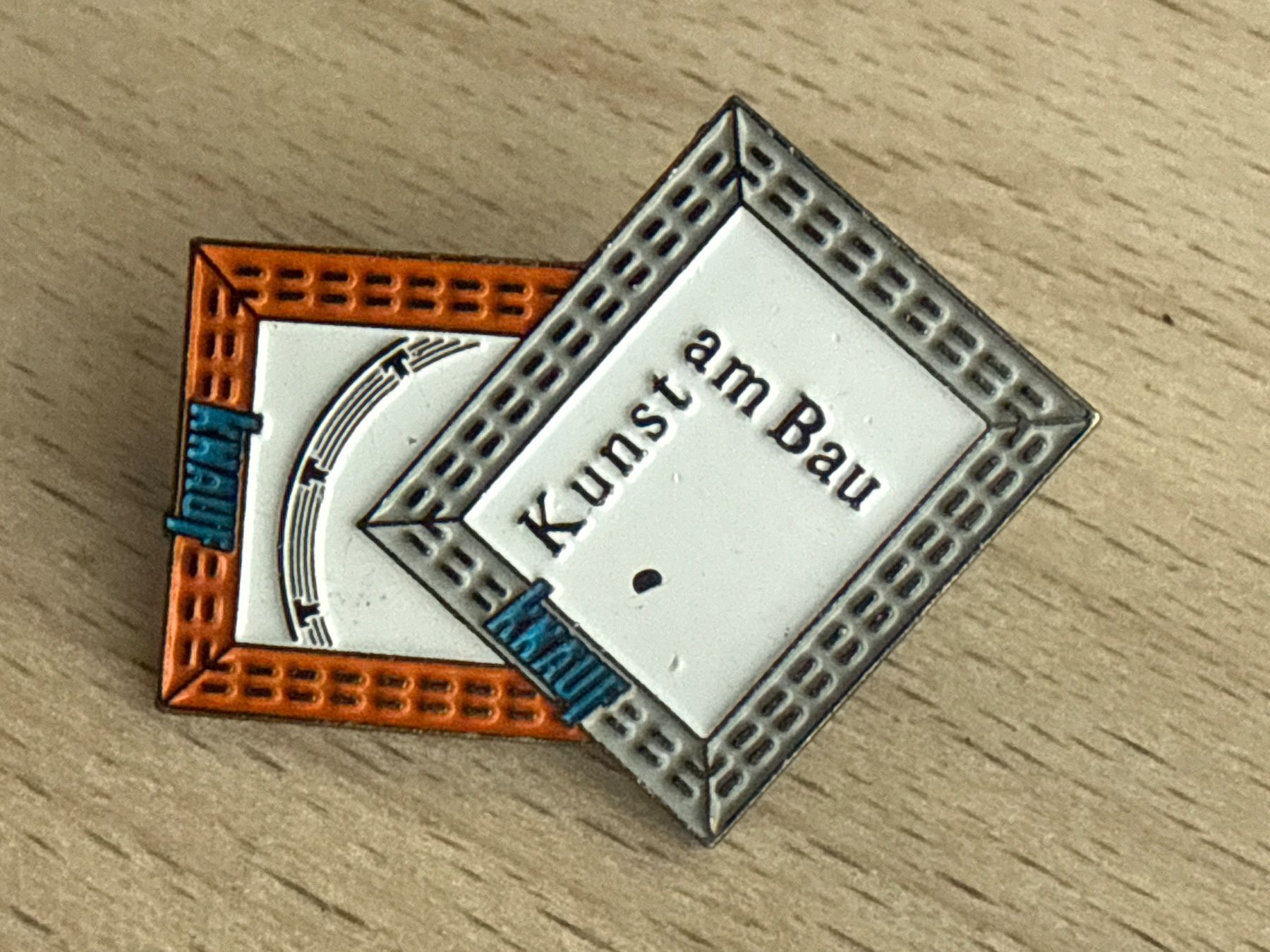 Placchette & Badge: Pin Kunst am Bau Knauf – Usato da Glattbrugg venduto da Schweigmatt