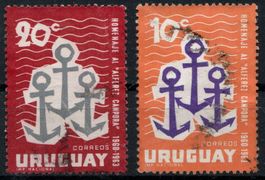 2 Timbres Uruguay 1960-1963, oblitérés