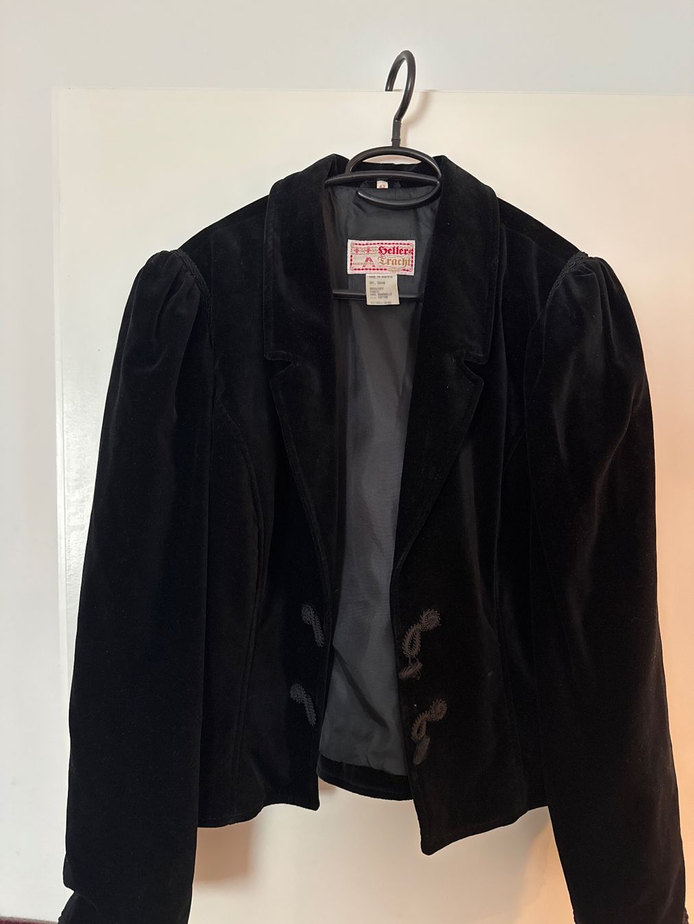Giacche: Giacca vintage in velluto nero – Usato da zürich venduto da sla_7ylt