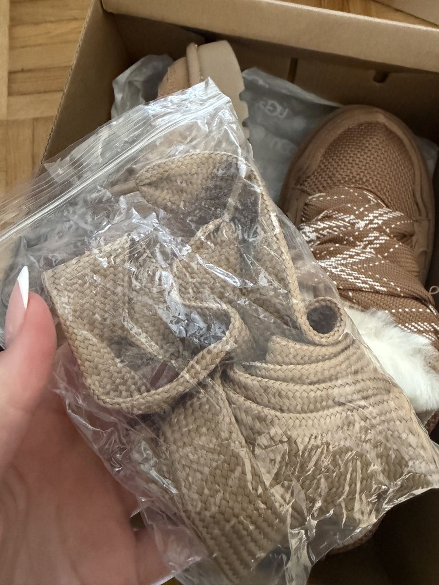 Damenschuhe: UGG  – Neu und originalverpackt aus Reinach BL von van_h62b 2