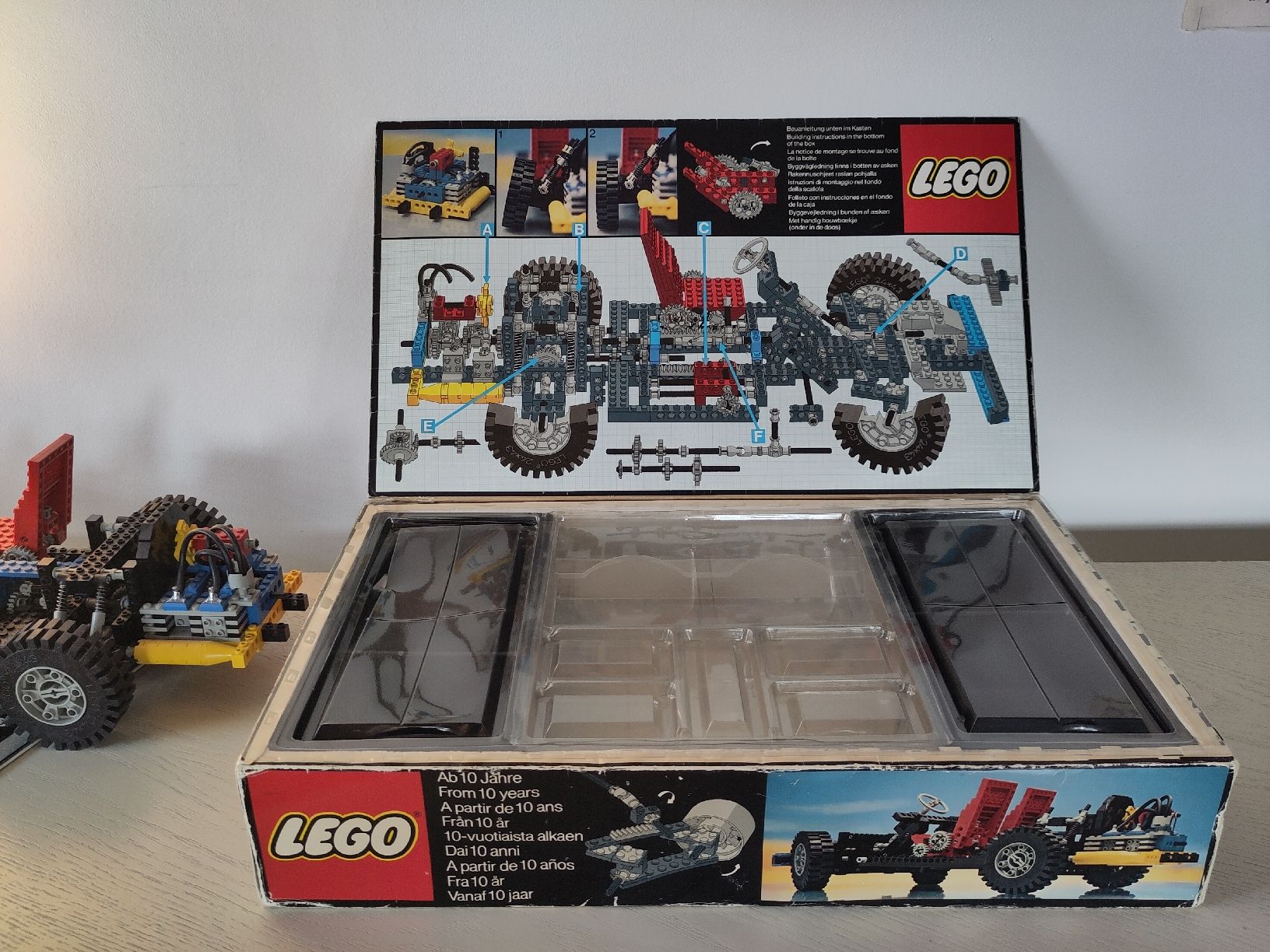 Lego Jeux de construction: LEGO Technic 8860 Car Chassis – D'occasion à Rafz par nen_92qk 3
