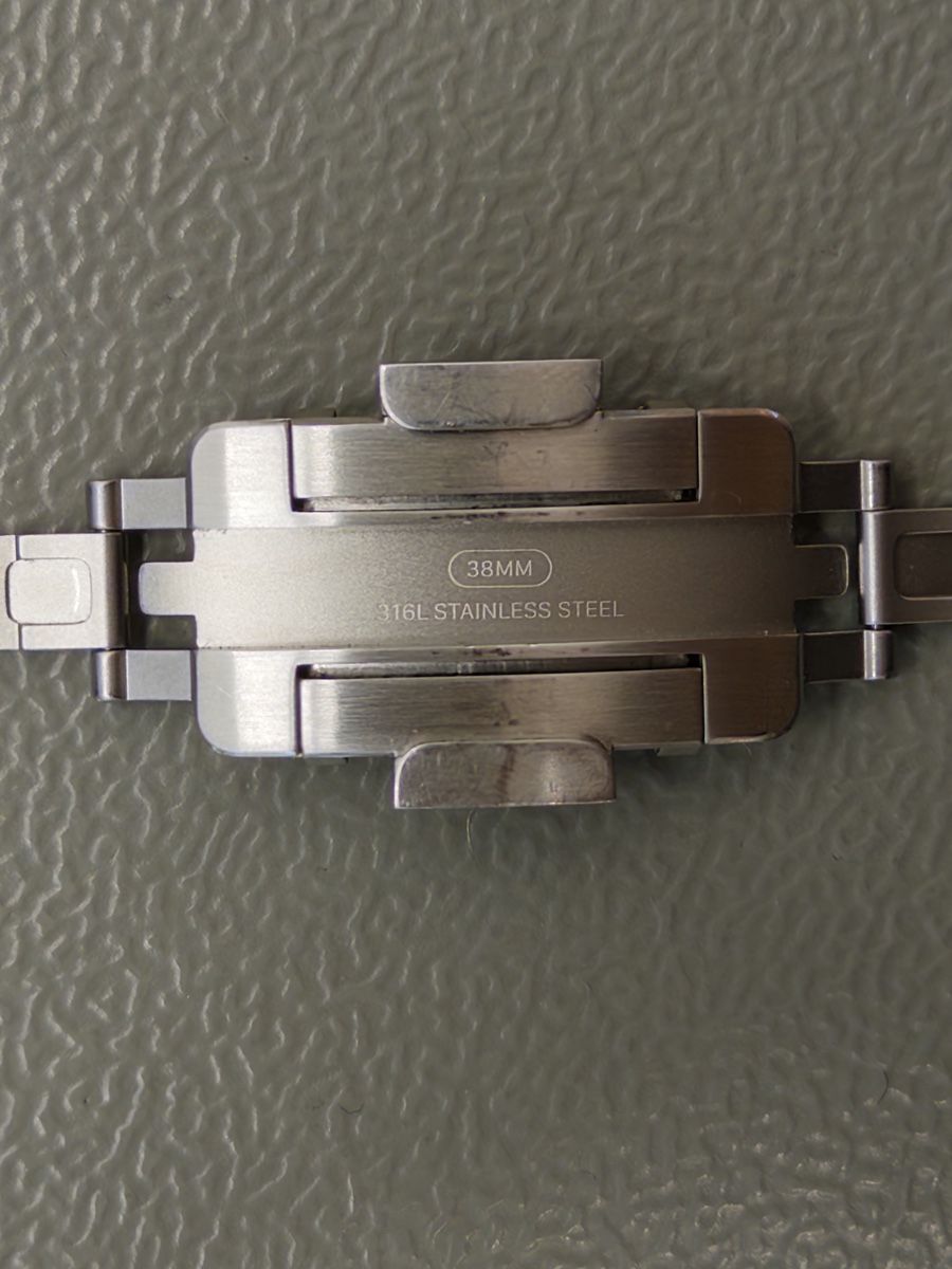 Apple Bracelets: Original Apple Watch Gliederarmband 38mm – D'occasion à Emmenbrücke par raphaeljobins 2