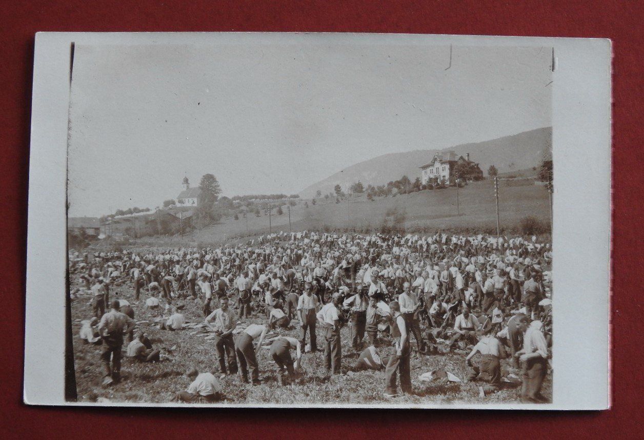 Cartoline postali: Camping - August 1914 – Usato da Rain venduto da 999-800-K