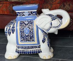 Vintage Elefanten Vasenständer aus Keramik, Blau/Weiss.