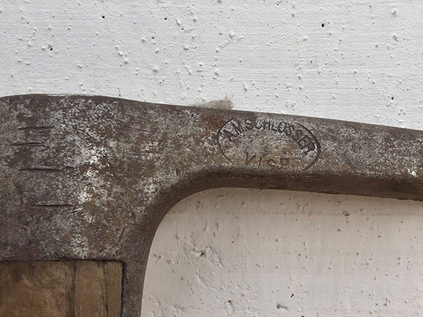 Attrezzatura da arrampicata: Historischer Eispickel AM. Schlosser Visp – Usato da Münchenbuchsee venduto da LuupBrocki 4
