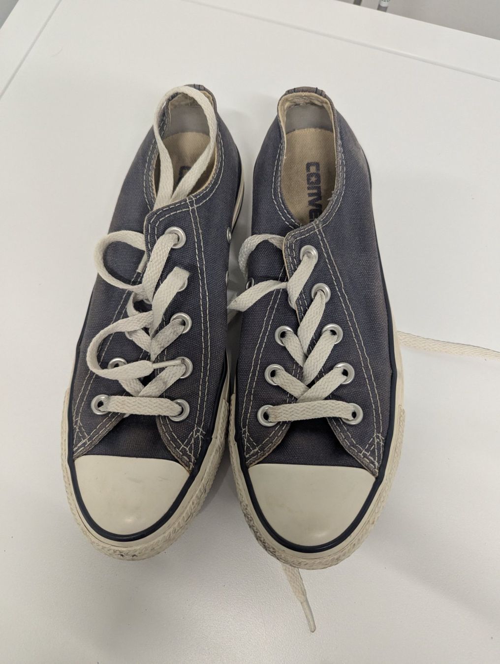 Converse Damenschuhe: Converse Turnschuhe Grösse 36 – Gebraucht aus Root von Pfroeschli