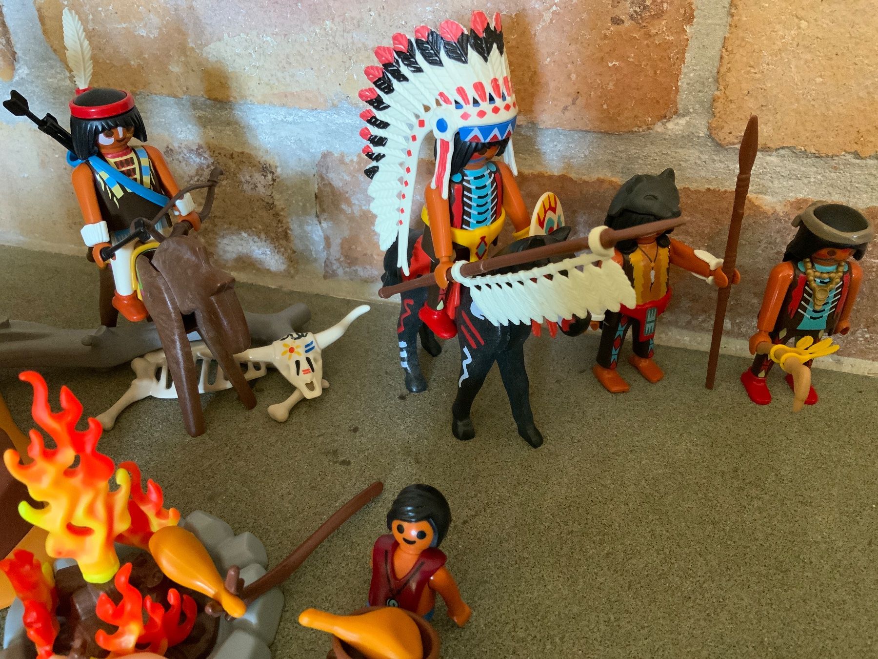 Playmobil Spielzeuge: Playmobil Indianer am Wasserfall – Gebraucht aus Burgdorf von rainerw07 2