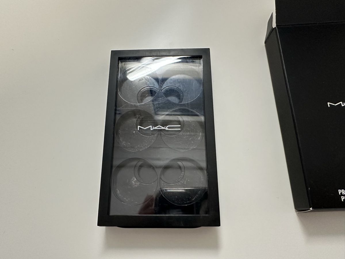 Mac Cosmetics Make-up: Mac cosmetics Leerpaletten – Usato da Brugg AG venduto da Keks.und.Kruemel 4