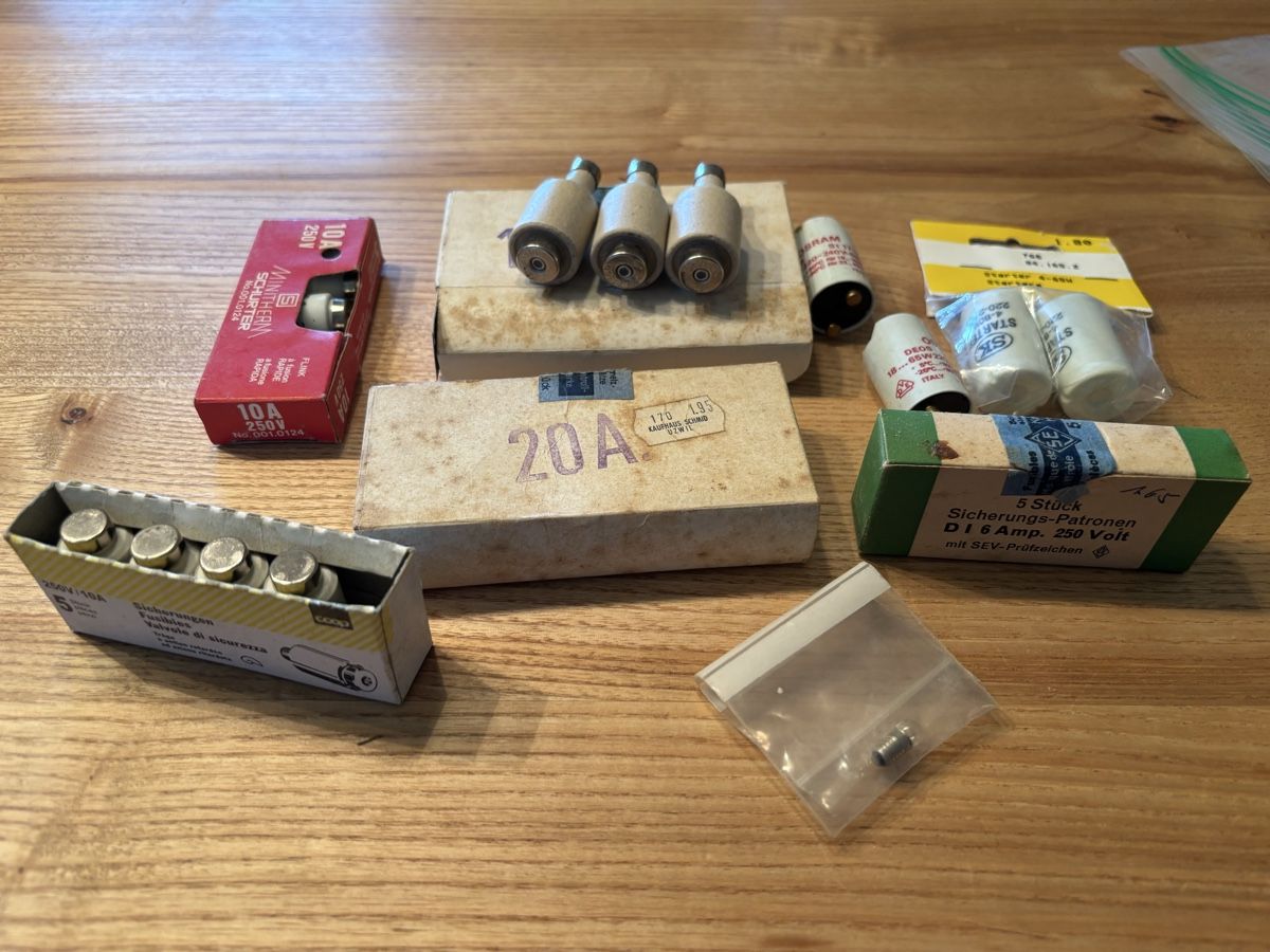 Componenti elettronici: alte Sicherungen  – Difettoso da Wil SG venduto da mario.wick