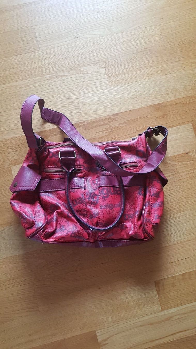 Desigual Borse da donna: Desigual Handtasche – Usato da Zug venduto da Lonelybaba