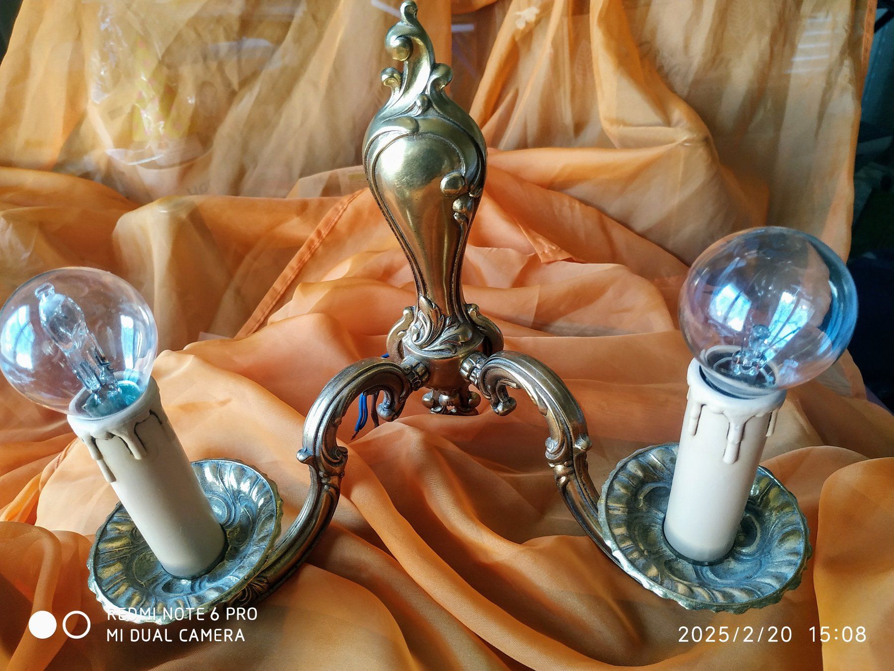 Lampade: Jugendstil Wandlampe Leuchte wunderschön ziseliert Messing – Usato da Gelterkinden venduto da Luusmaiteli