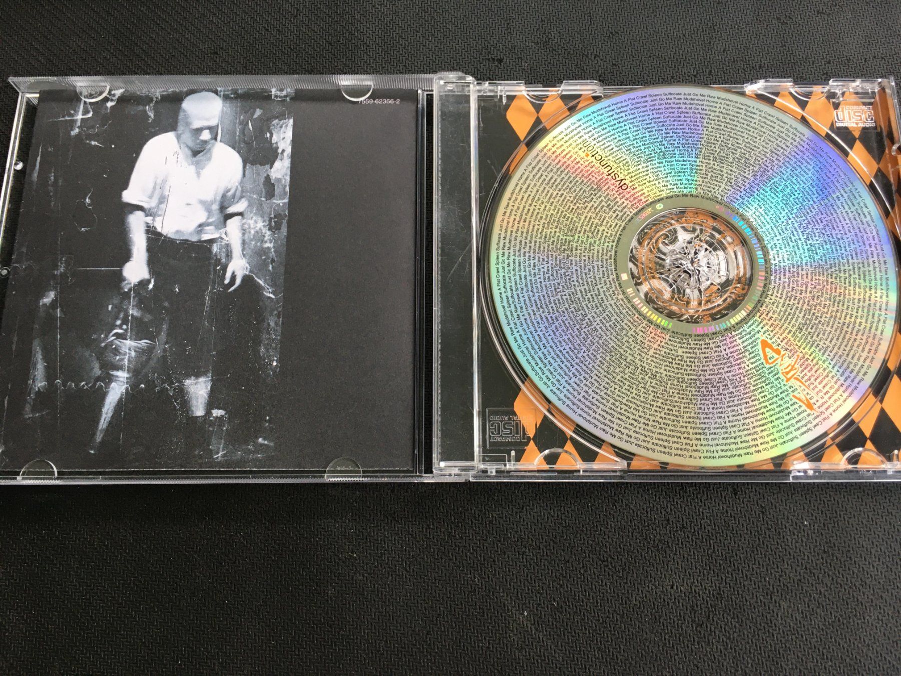 CDs: Staind - Dysfunction -CD- – Gebraucht aus St.Gallen von MedienJoe 1