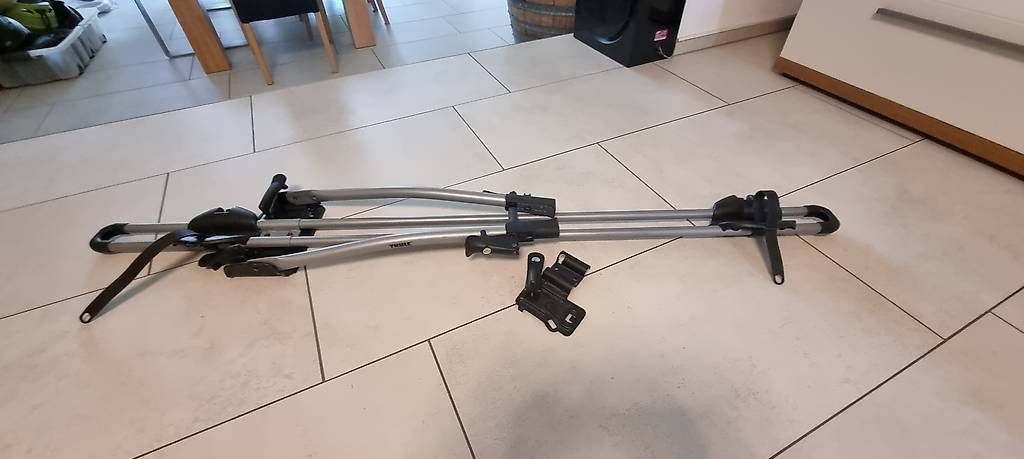Thule Barres de toit: Velo träger – D'occasion à Weinfelden par die_c6hg