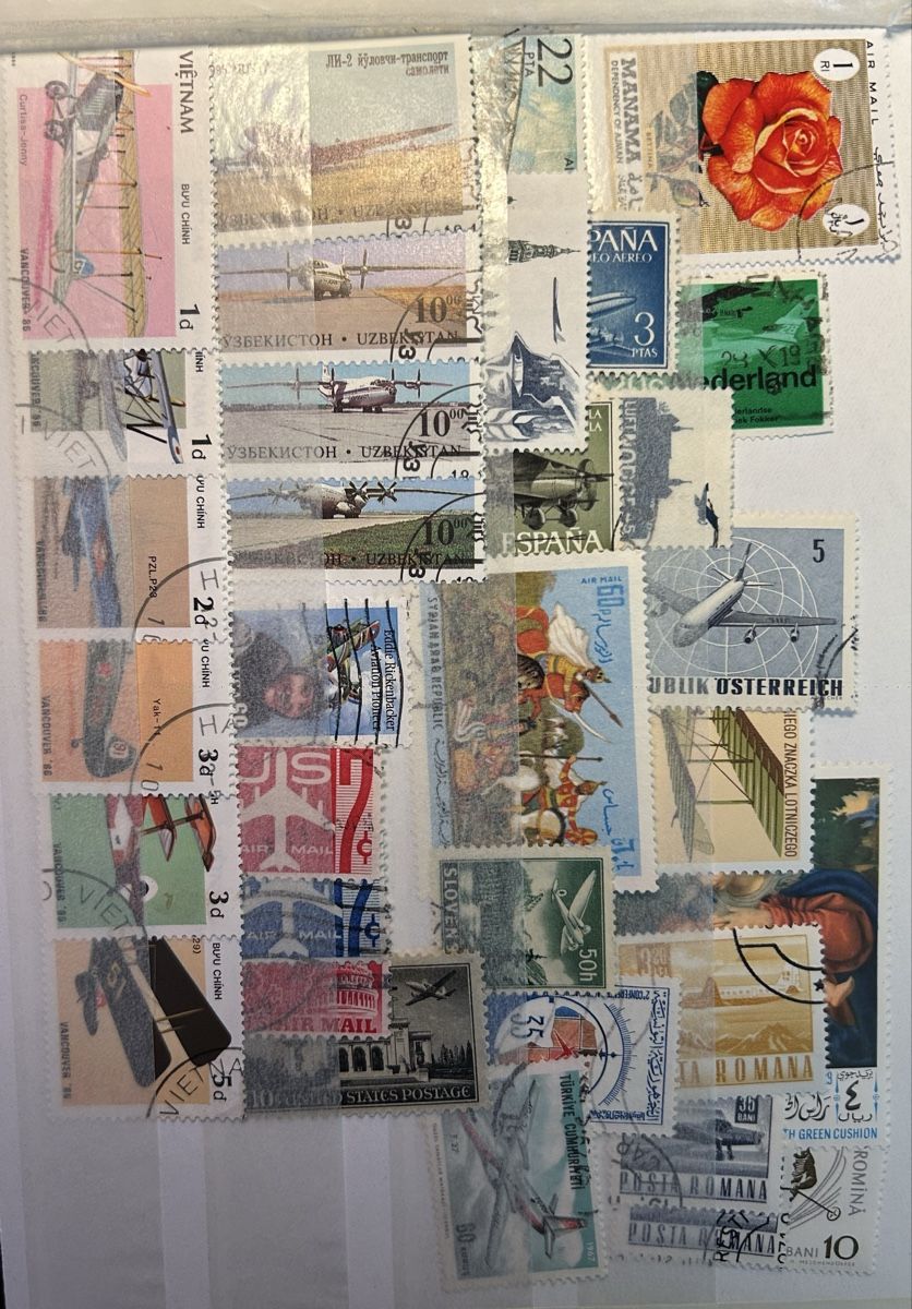 Alle Briefmarken: 4 DIN A5 Seiten Flugpost Luftpost weltweit – Gebraucht aus Bern von mon_622y 4