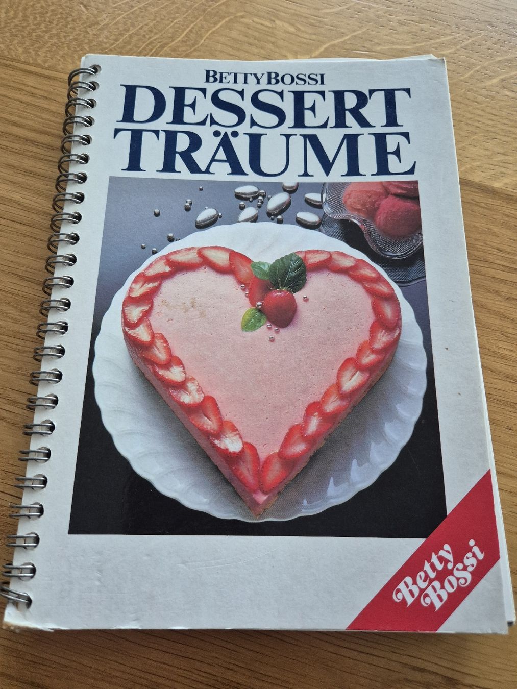Libri: Dessertträume - Betty Bossi – Usato da Steffisburg venduto da Dali5