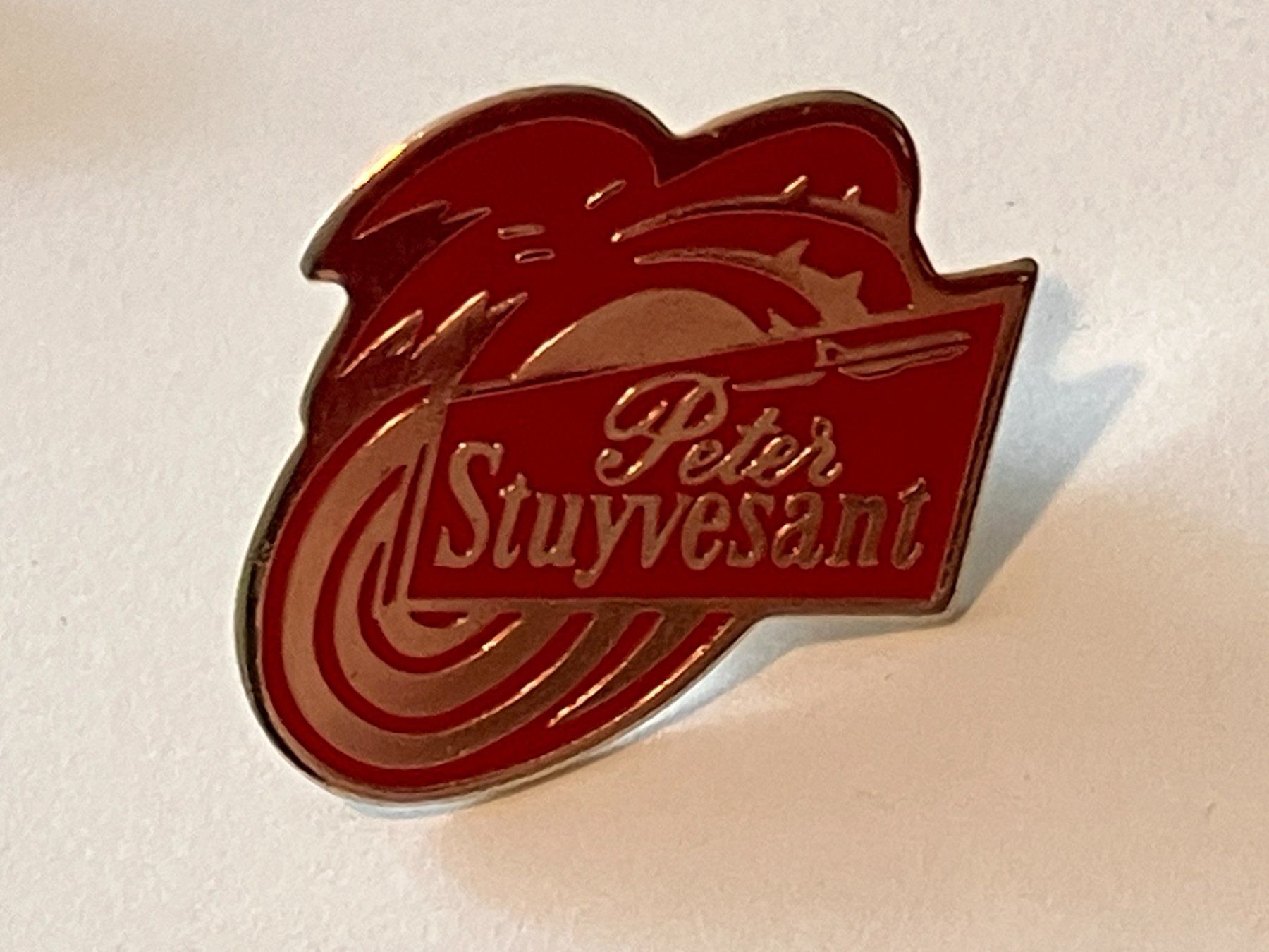 Placchette & Badge: 1 Pin Peter Stuyvesant – Usato da Basel venduto da djwwpp