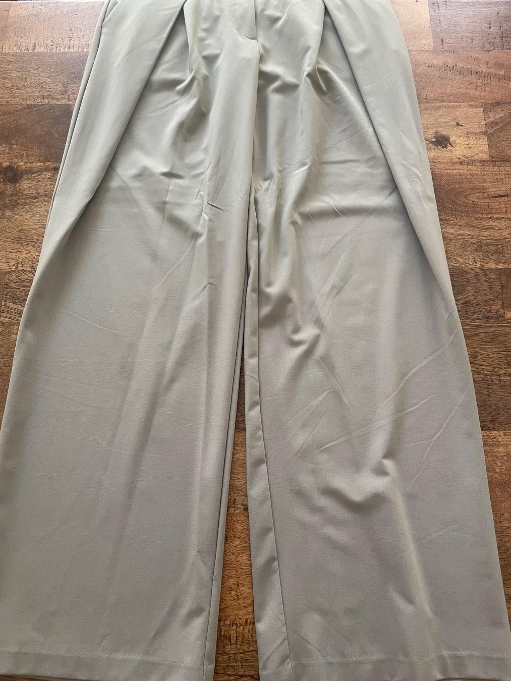Hosen: Stoffhose  WIDE LEG – Neu (gemäss Beschreibung) aus Adliswil von miu_fnq6 1