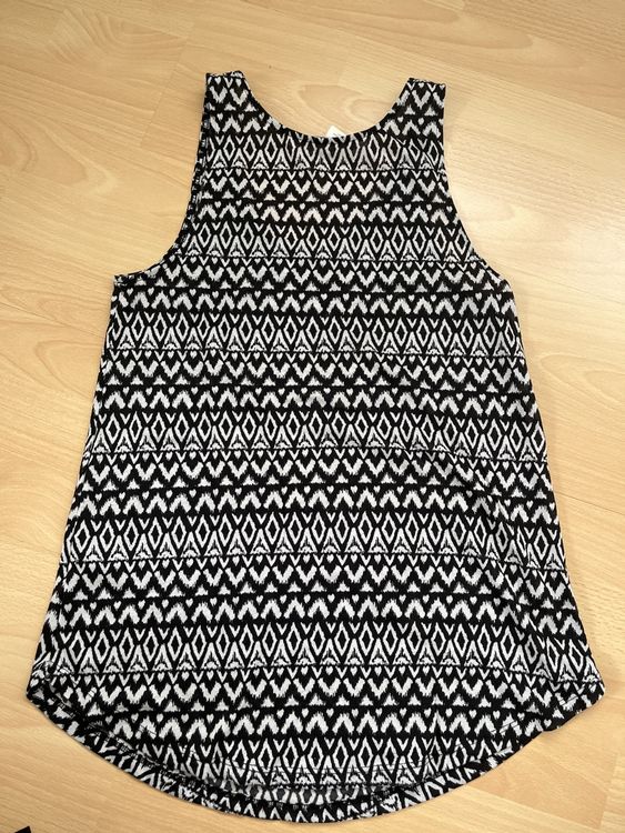 H&M Blouses, T-shirts & Tops: Luftiges H&M Top in XS – D'occasion à Diepoldsau par Sonne14 2