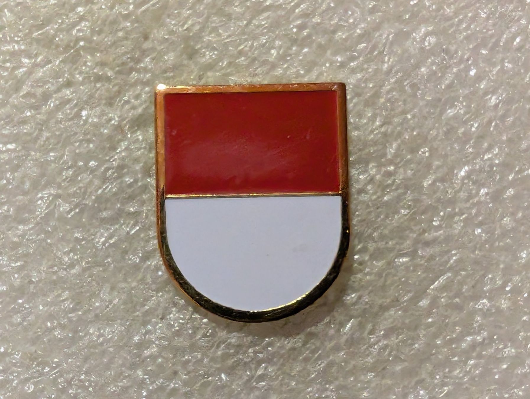 Placchette & Badge: Ansteckpin 143: Kantonswappen – Usato da Oppligen venduto da Pin-Fall-Shop