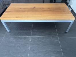 Massiver Nussbaum-Aluminium Designer Salontisch
