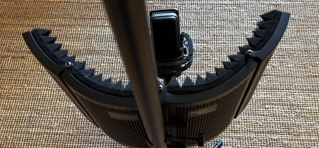 Elgato Microfoni: Elgato Wave 3 / Aokeo Pop-Filter & Stativ – Usato da Riehen venduto da kglan 3
